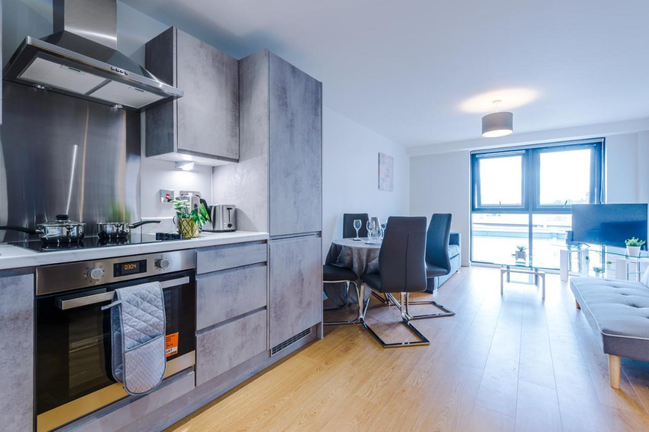 ✰Onpoint - Modern 2 Bed Apartment Close To Centre✰ Leeds  Exterior photo