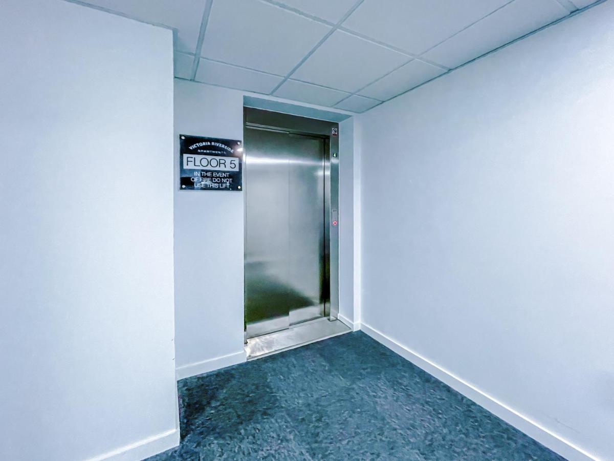 ✰Onpoint - Modern 2 Bed Apartment Close To Centre✰ Leeds  Exterior photo