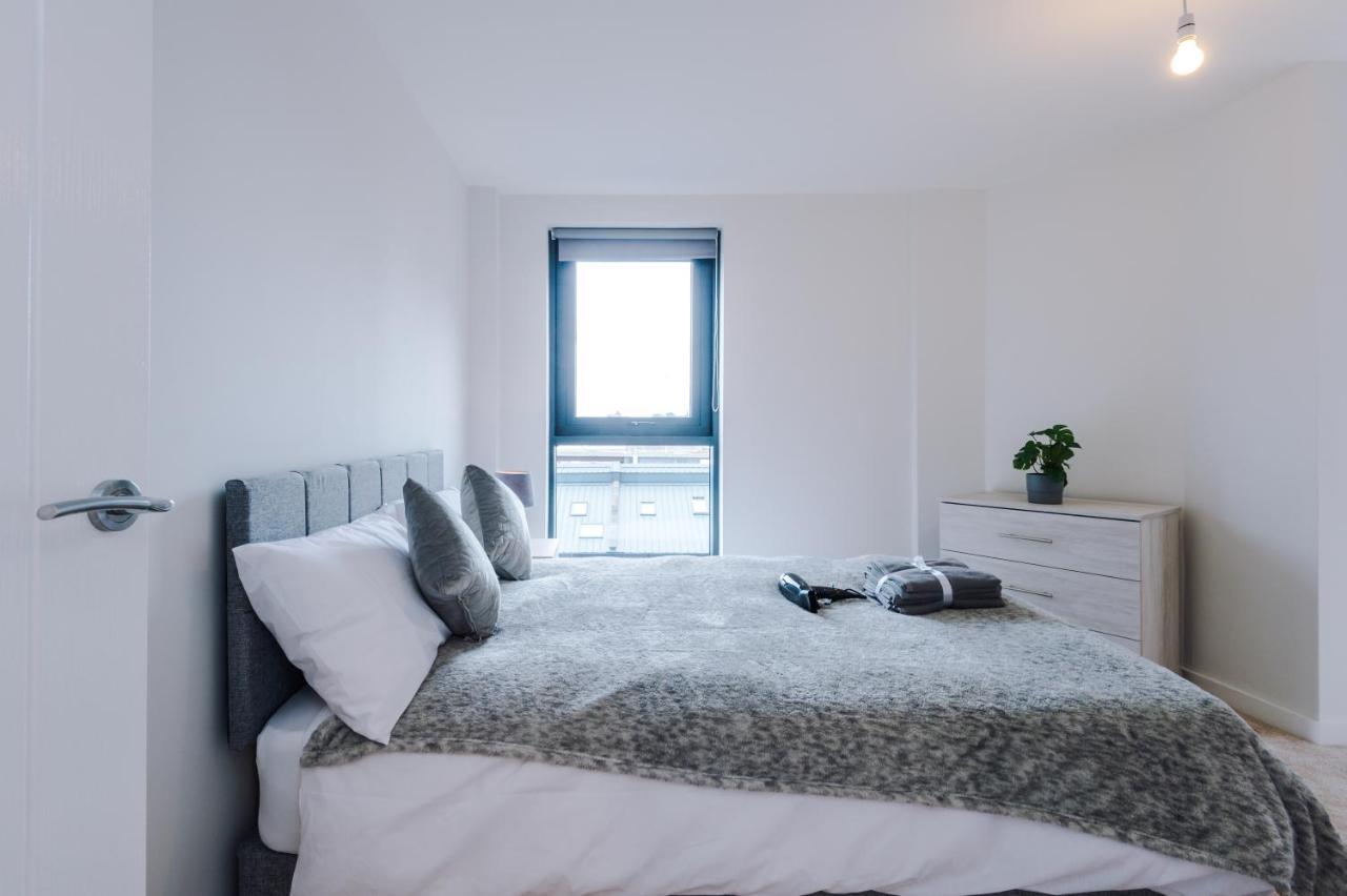 ✰Onpoint - Modern 2 Bed Apartment Close To Centre✰ Leeds  Exterior photo