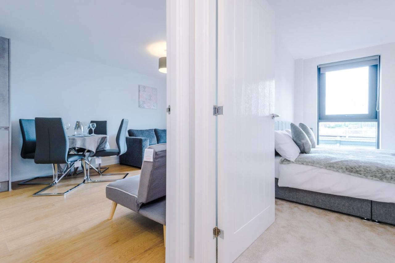 ✰Onpoint - Modern 2 Bed Apartment Close To Centre✰ Leeds  Exterior photo