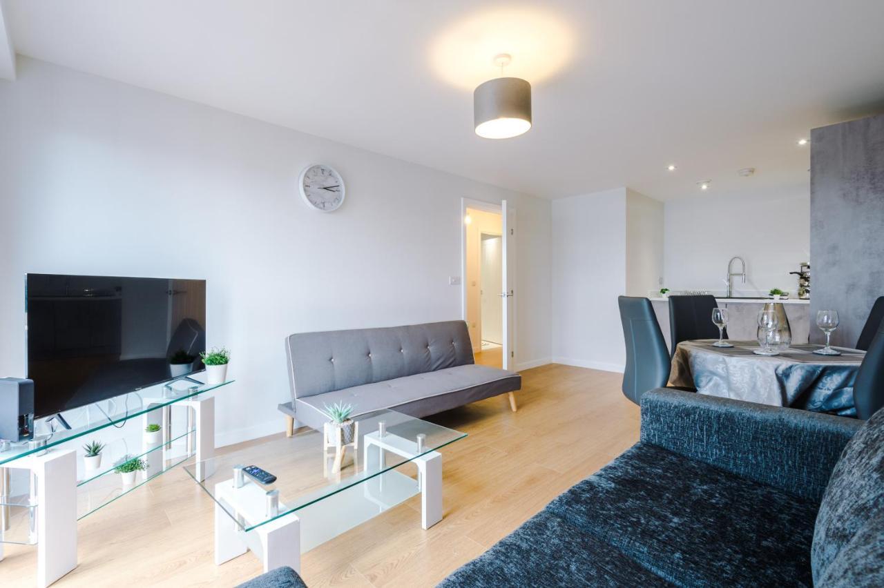✰Onpoint - Modern 2 Bed Apartment Close To Centre✰ Leeds  Exterior photo